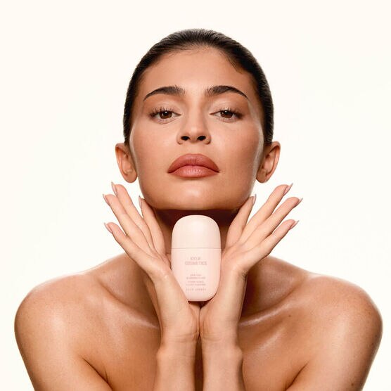  BASE  1N SKIN TINT